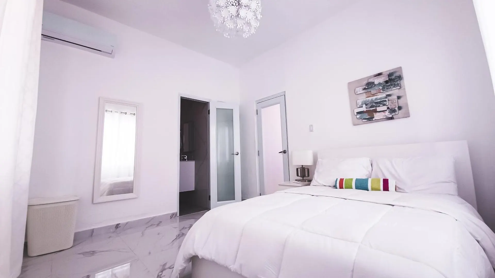 شقة Sunny Guest House Near Beach & Restaurants سان خوان بورتوريكو